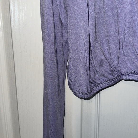 Joy Lab Relaxed Fit Open Back Lavender Long Sleeves Size Small - Picture 4 of 10